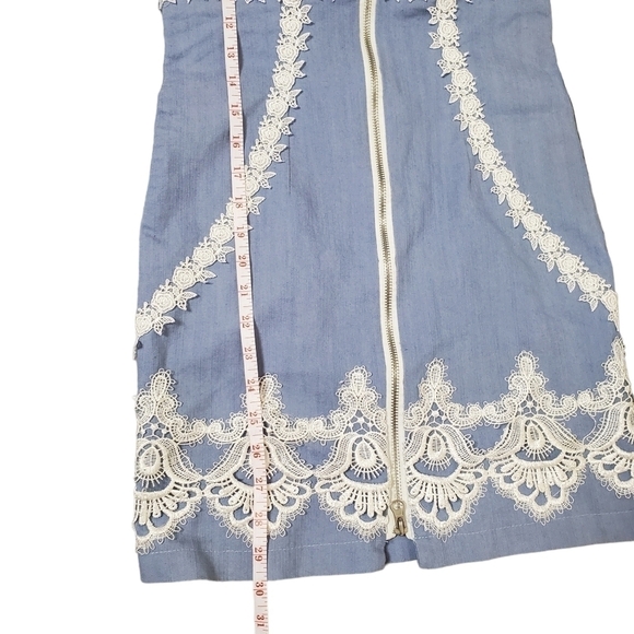 Silhouette Sphaget Strap Denim Dress  with Scalloped Lace Size S - Picture 9 of 13